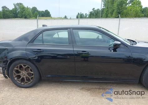 2016 Chrysler 300 300S Alloy Edition из США, поврежденный, VIN 2C3CCAGG0GH262267